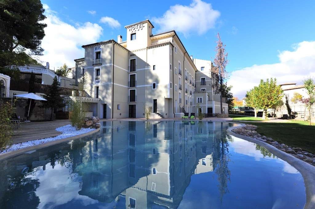 hotel alhama de aragón